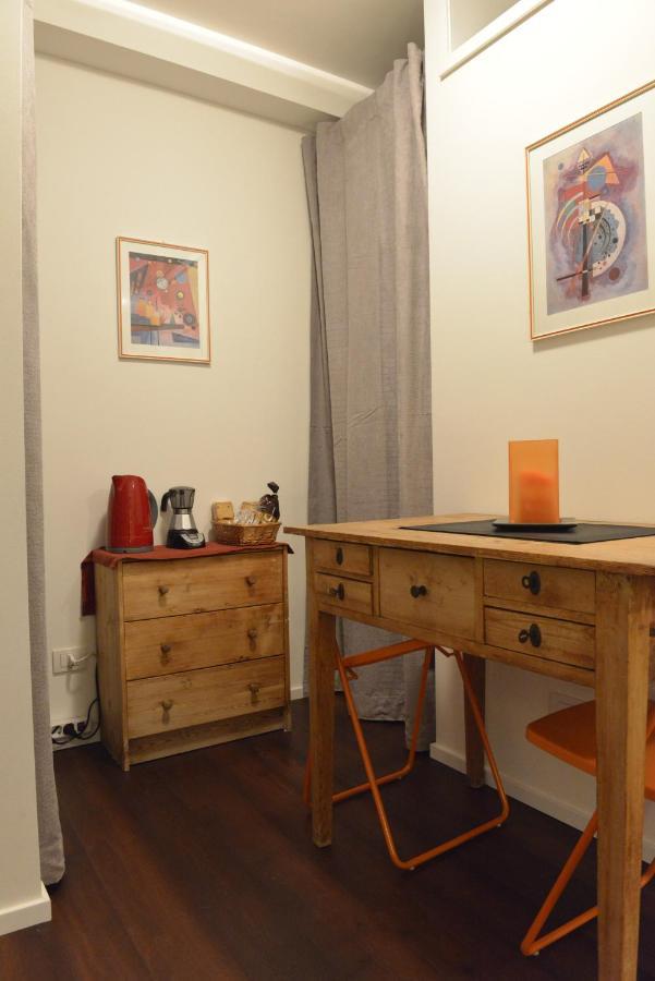 Biker'S Wine House Bed and Breakfast Rovereto  Eksteriør billede